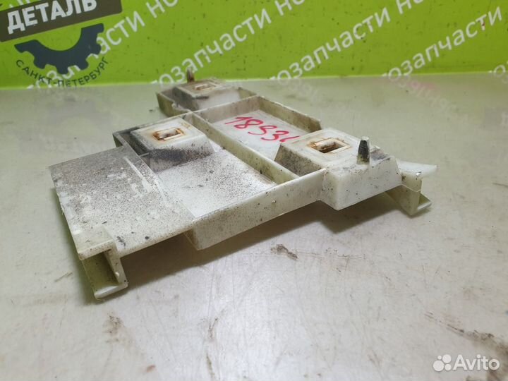 Кронштейн бампера передний левый Volvo V70 Xc