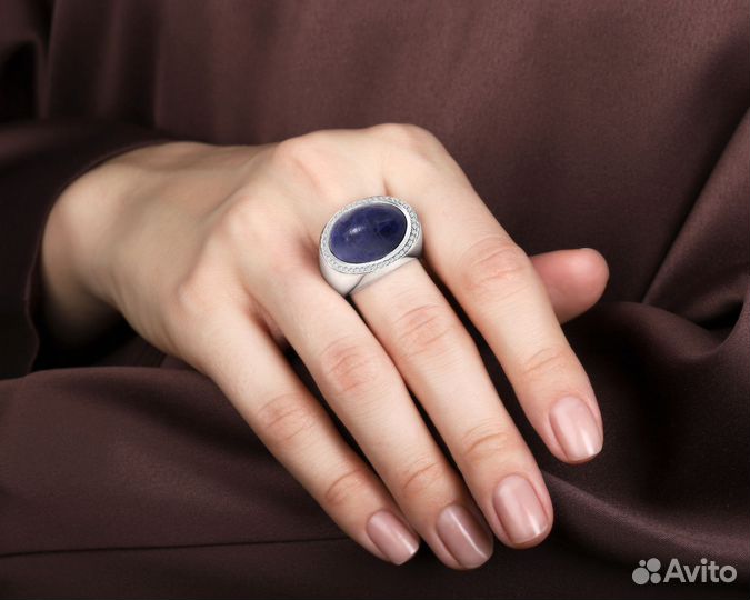 Золотое кольцо с лазуритом и бриллиантами