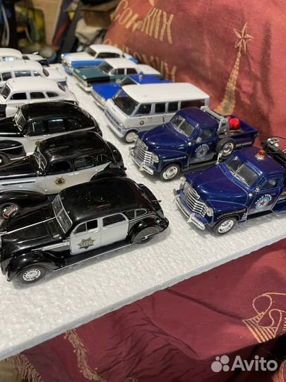 Коллекция металлических машинок 1:43 полиция США