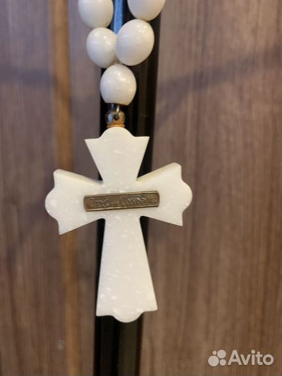 Четки с крестом в Машину