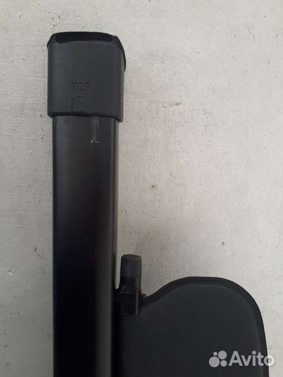 Шторка багажника для Land Cruiser 200 (оригинал)