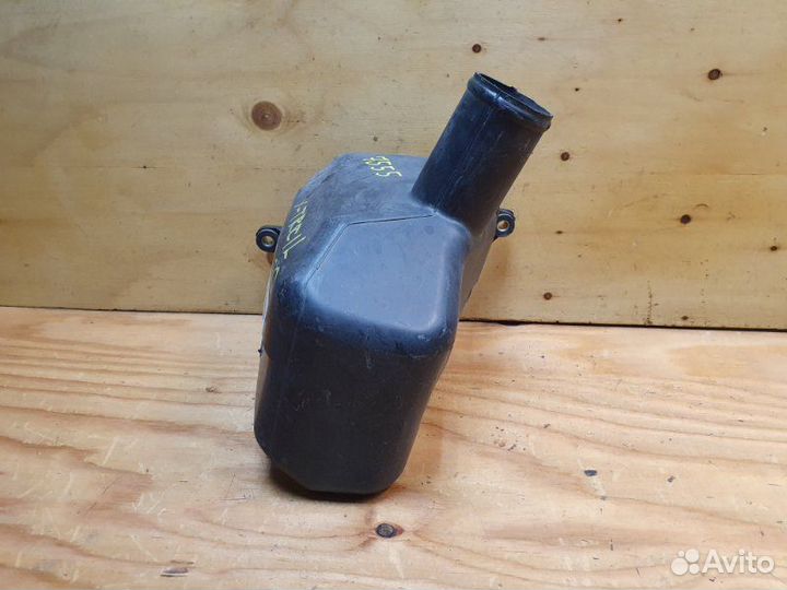 Резонатор воздушного фильтра Nissan X-Trail NT30