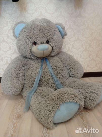 Плюшевый медведь