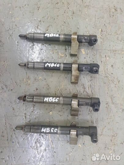 Форсунка топливная Mercedes E-Class W212 2.1D 2012