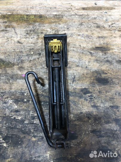 Домкрат штатный Renault Clio 2 Арт. 77328