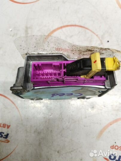 Блок SRS Kia Ceed 1.6 G4FC 2009