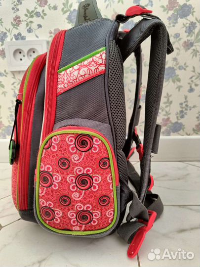 Рюкзак школьный Hummingbird