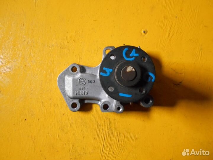 Водяной насос помпа митсубиси MN 155686