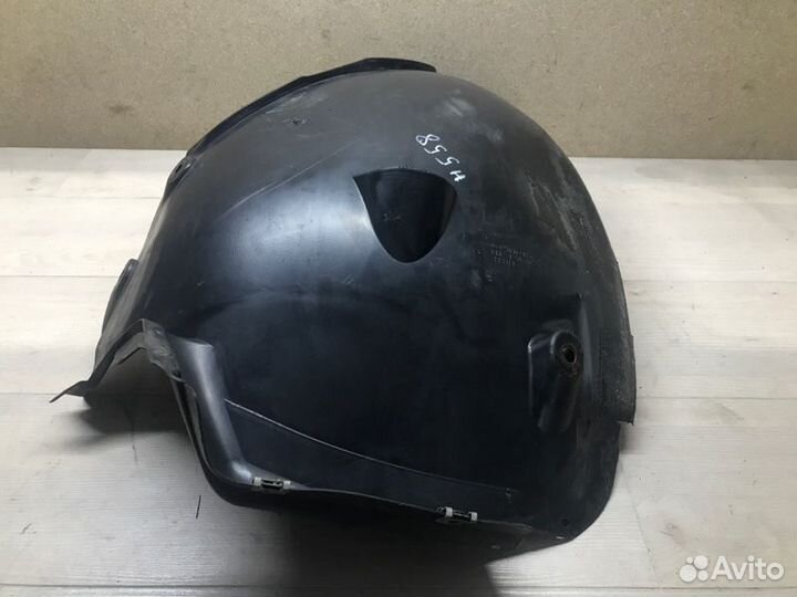 Подкрылок передний правый Mercedes E-Class W211