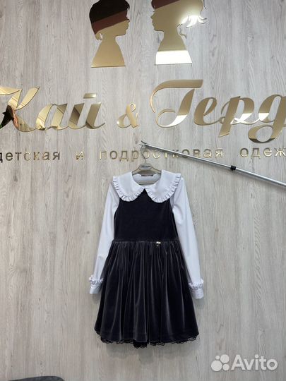 Школьная форма и обувь в ассортементе