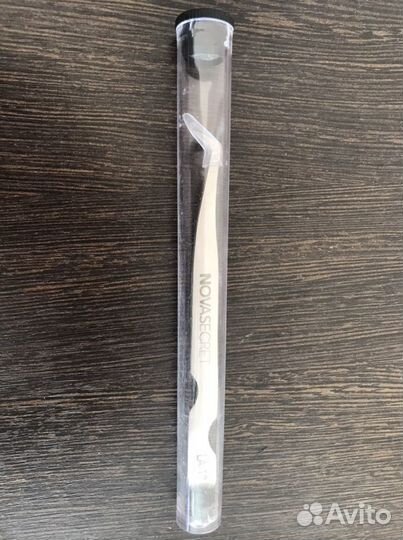 Пинцет для ресниц