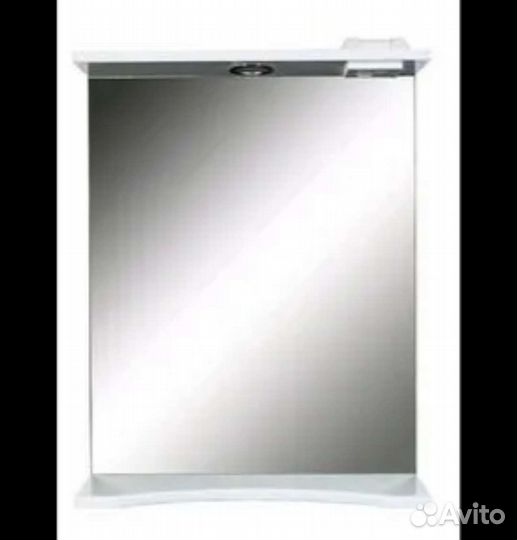 Зеркало с подсветкой и разеткой для ванной