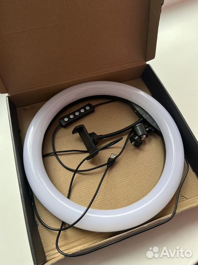 Кольцевая лампа