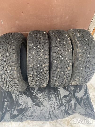 Dunlop SP Winter Ice 02 185/65 R15 92T