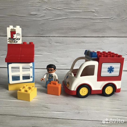 Lego duplo 10527 скорая помощь