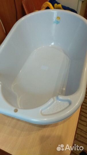 Ванночка, подставка, сиденье-стульчик, круг на шею