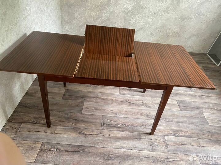 Продам стол, б/у