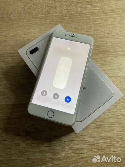 iPhone 8 Plus, 64 ГБ