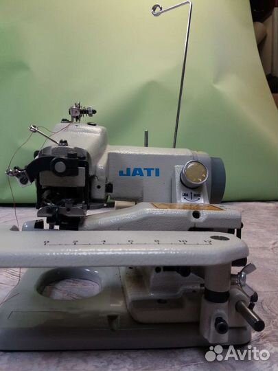 Швейная машина подшивочная