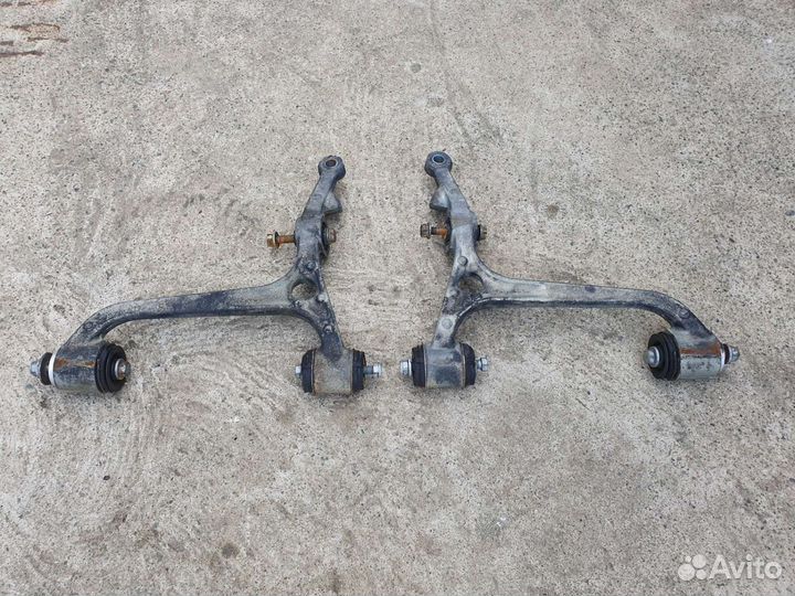 Нижний рычаг передней подвески для Mercedes W211