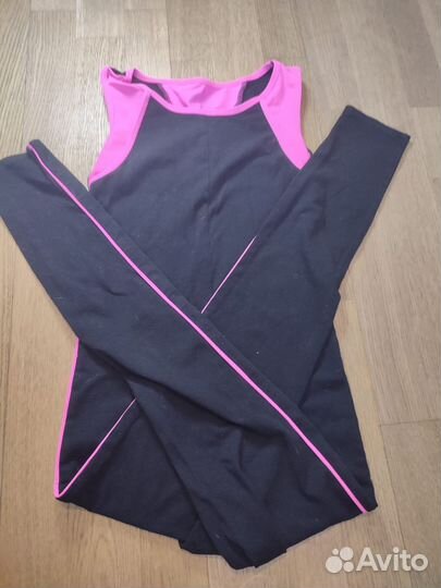 Комбинезон гимнастический чёрно-розовый GF