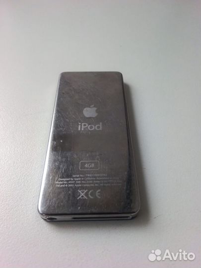 Плеер iPod nano 4 Гб