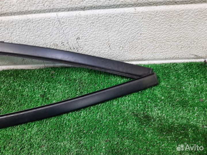 Молдинг крыши Mazda 6 (GH) 2010