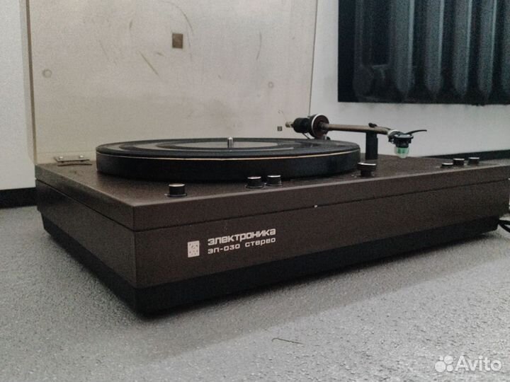 Виниловый проигрыватель электроника эп-030 стерео