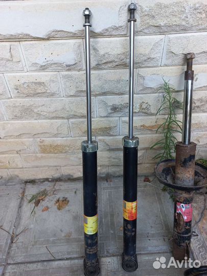 Комплект пружины/амортизаторы на Golf 4/Bora/Jetta