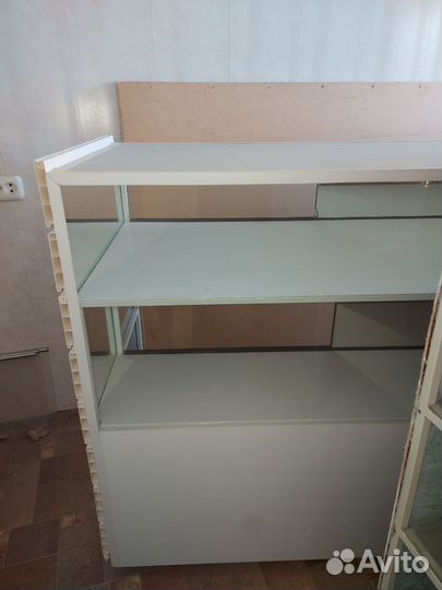 Стол стеклянный