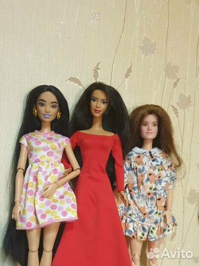 Barbie looks extra мексиканка