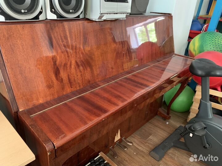 Пианино Сюита