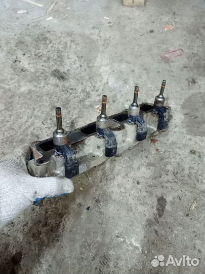 Топливная рампа Vag 1.4 TSI cax caxa