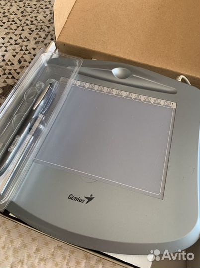 Планшет Genius G-Pen 560