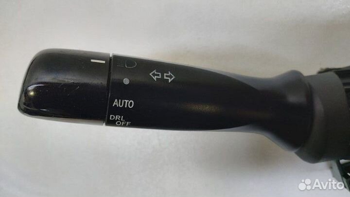 Переключатель поворотов подрулевой Toyota Camry