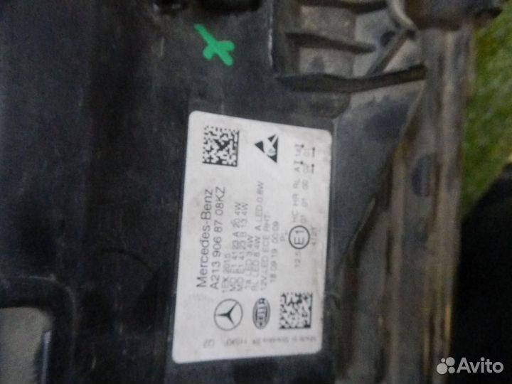 Фара левая Mercedes-Benz E-Class