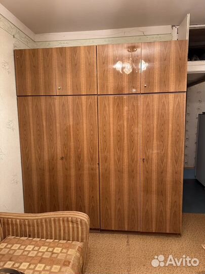 Шкаф бельевой бу