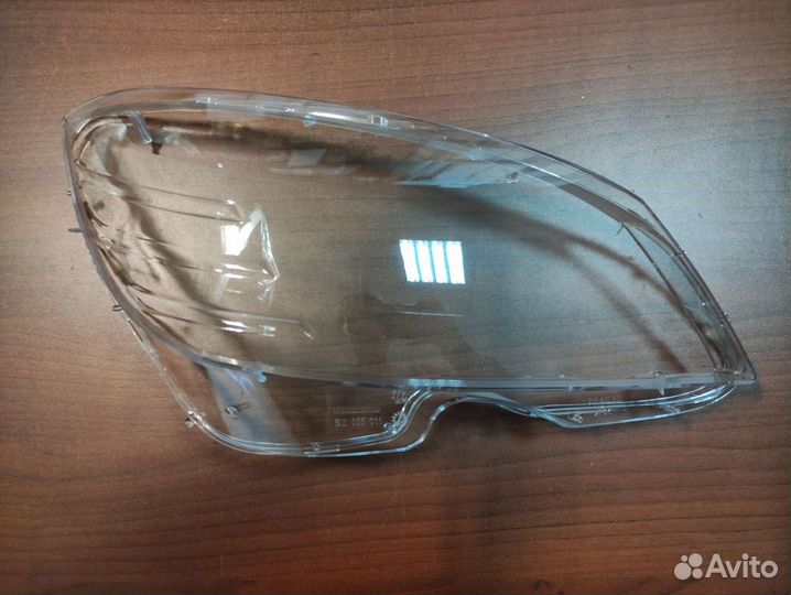 Стекла фар правое и левое Mercedes w204