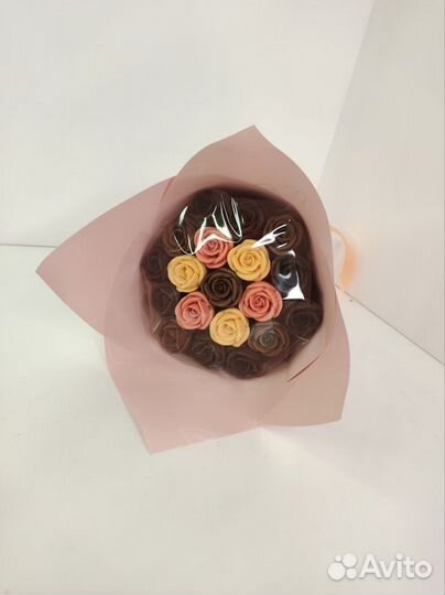 Шоколадные Розы - 19 шт в Букете