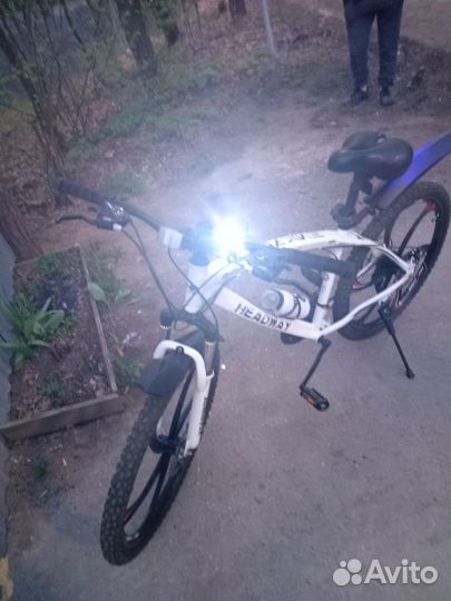 Велосипед на литых дисках