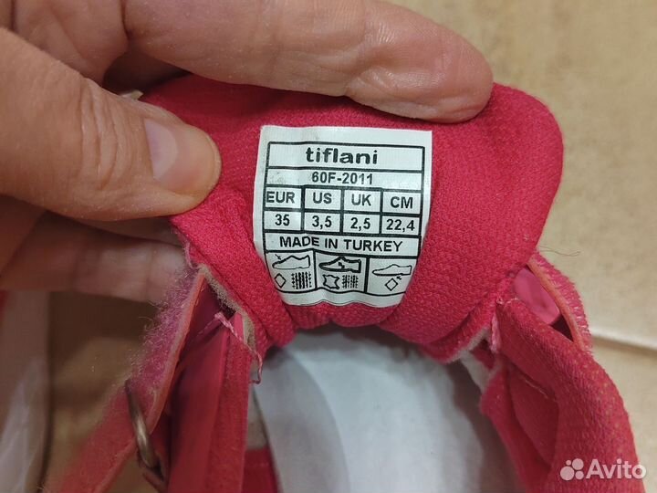 Кроссовки для девочки 34 размер