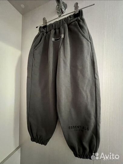 Костюм на мальчика 98