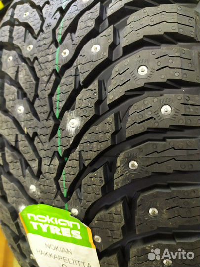 Nokian Tyres Hakkapeliitta 9 SUV 265/65 R17