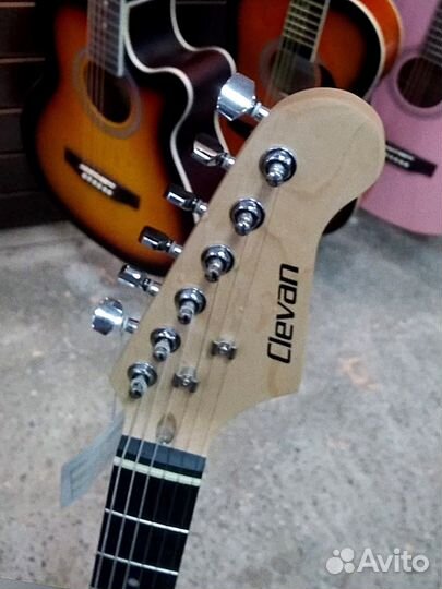 Электрогитара Clevan CST-10 red