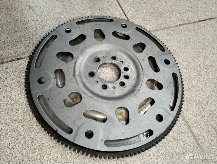 Маховик Peugeot 208 Пежо 308 408 Ситроен