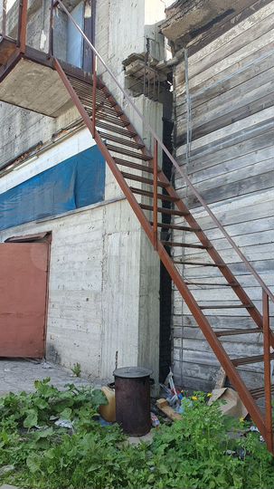 Свободного назначения, 300 м²