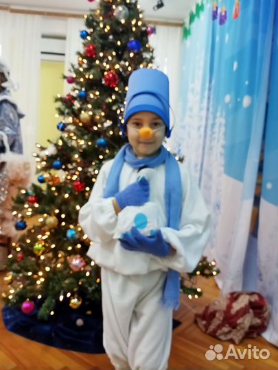 Новогодний костюм снеговика