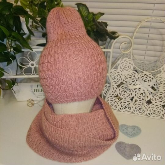 Шапка женская вязаная
