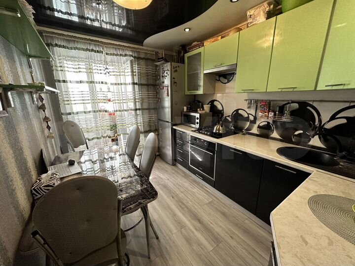 2-к. квартира, 51 м², 4/9 эт.