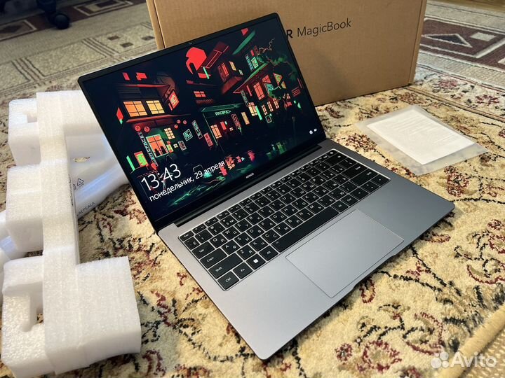 Новый Ноутбук Honor 12gen i5-12450H/16гб/512 ssd